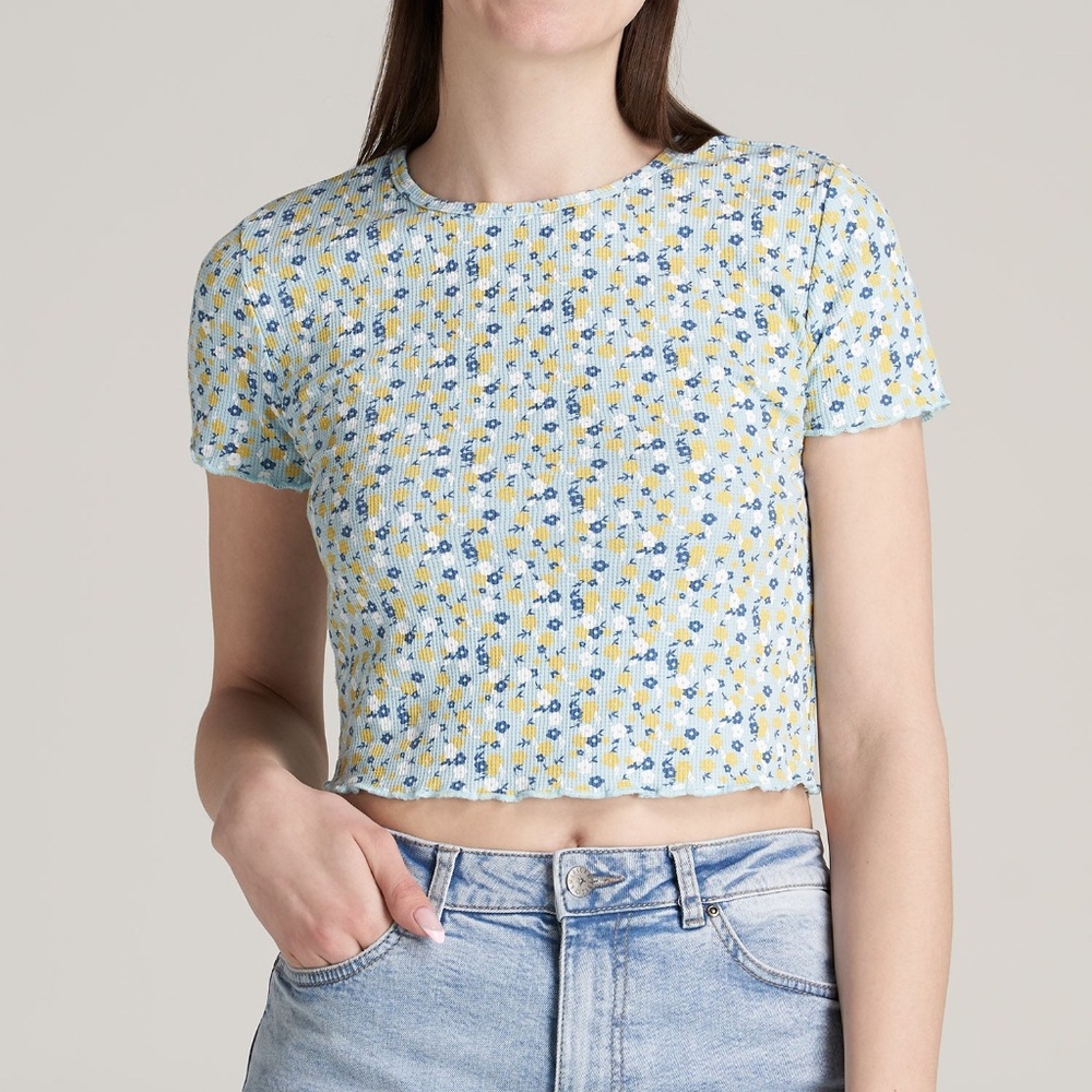 American Tall Cropped Waffle Tee for Tall Women in Corydalis Blue Floral Size SS